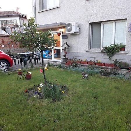 Владимировата Къща Kalofer Kültér fotó
